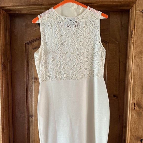 White Cotton Dress w/ Lace - Picture 1 of 2